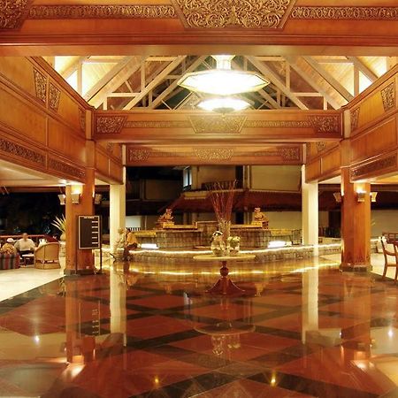Hotel Pusako 武吉丁宜 外观 照片